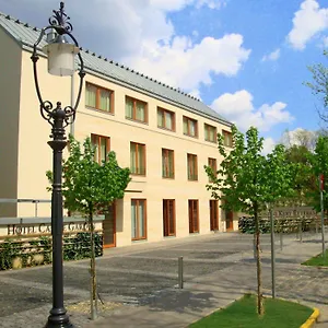 **** Hotel Castle Garden Ungarn