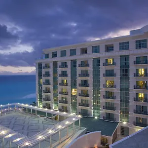 4* Hotel Le Meridien And